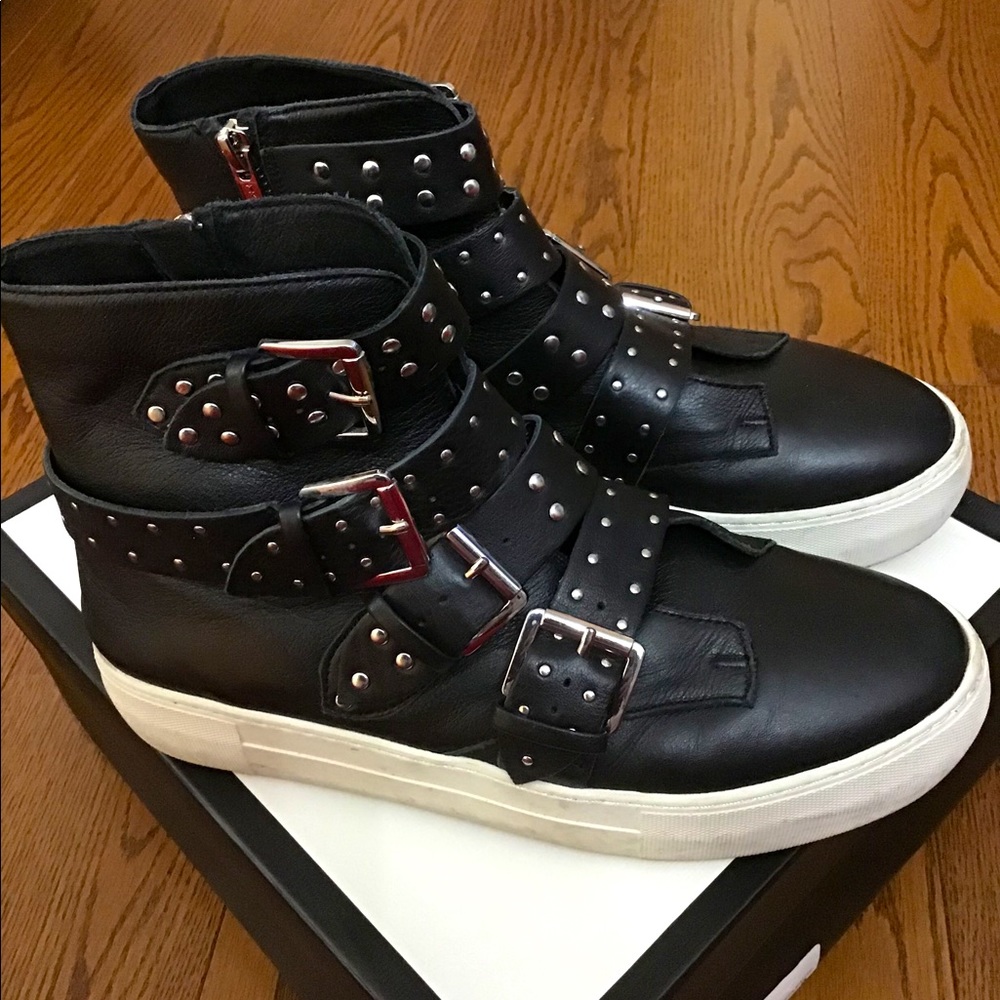 JSlide High Tops